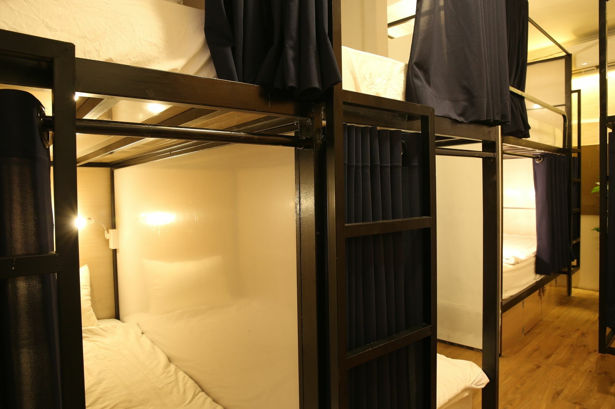Oyo 708 The Cozi House - Homestay โฮจิมินห์ซิตี้ ภายนอก รูปภาพ